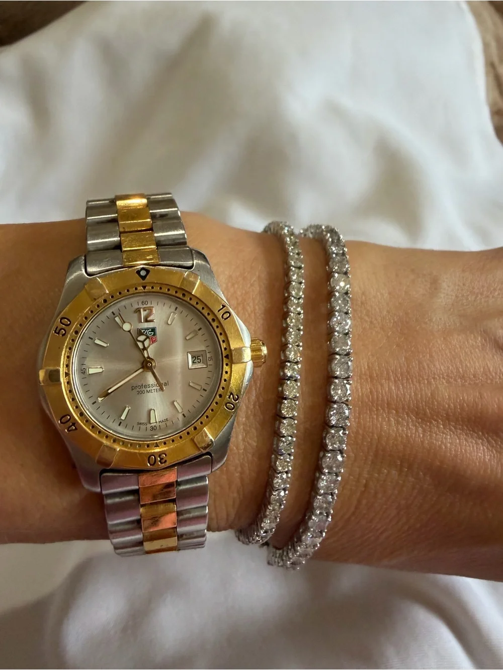 Vintage TAG Heuer 2000 Professional Two-Tone Women’s Watch – WK1320-1 – 29mm